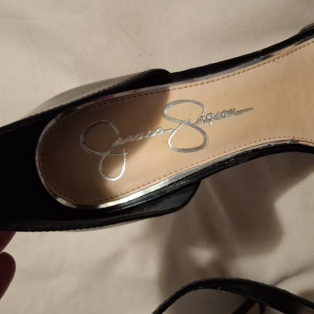 Jessica Simpson Gray And Black Ankle Strap Heels - Picture 6 of 9
